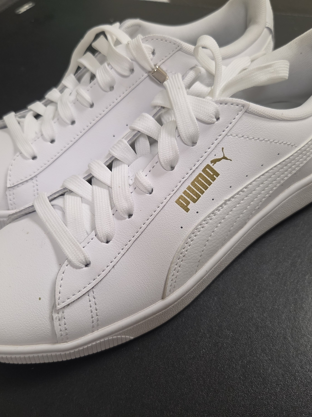 Puma Women's White Gold Logo Casual Sneakers